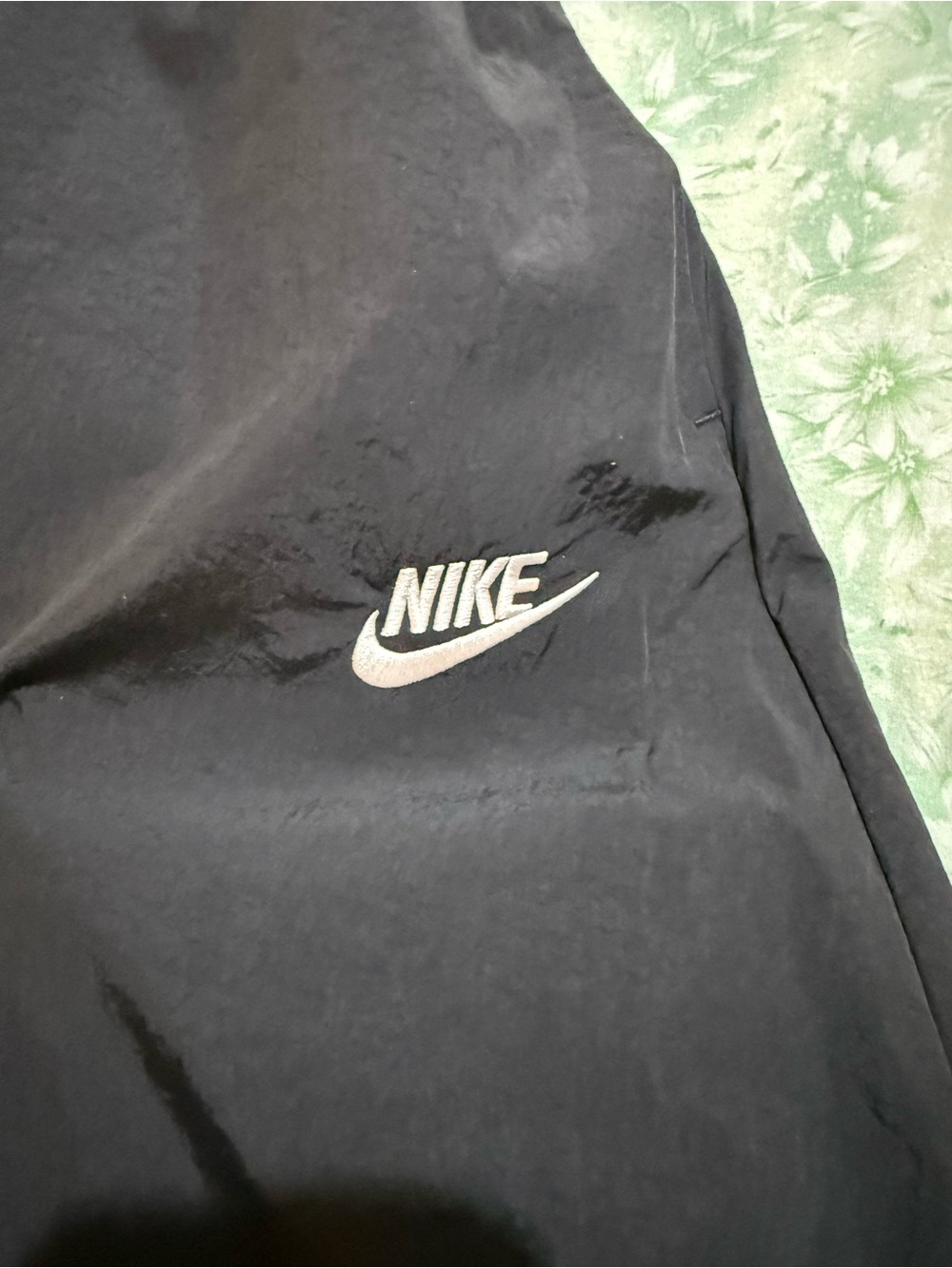 Nike Black A-Line Athletic Skirt with Elastic Hem - Picture 2 of 3